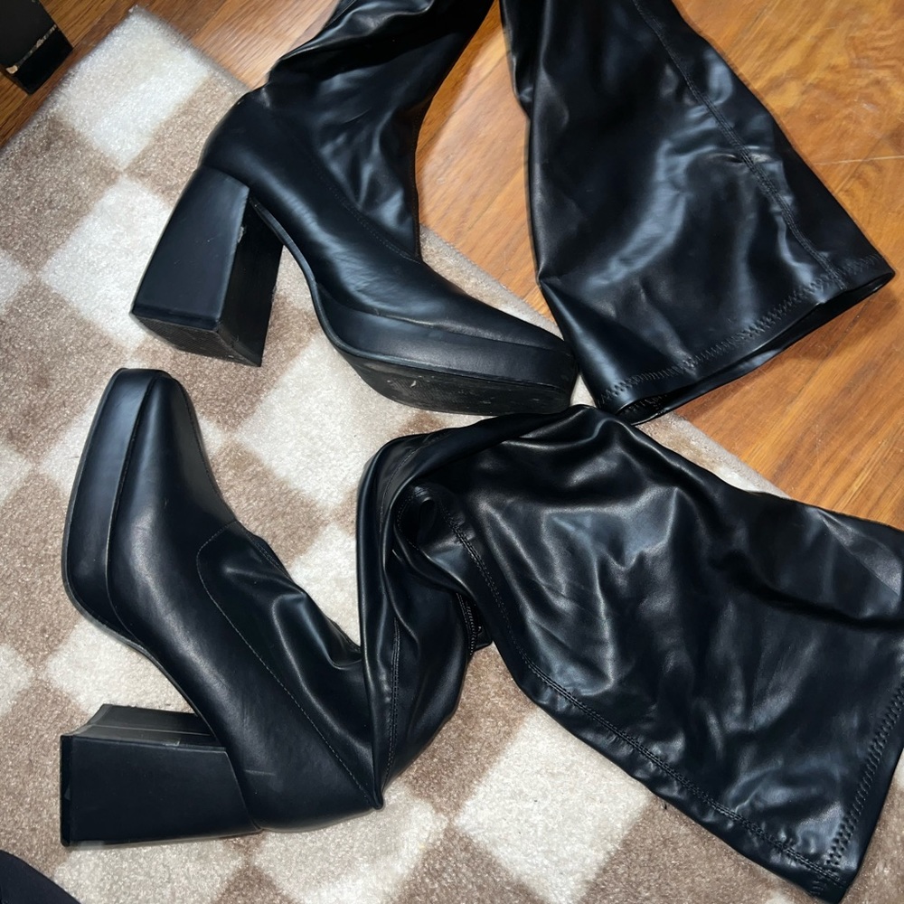 Black Nordstrom boots . Size 8.5 they were sold as 8 but they run big.